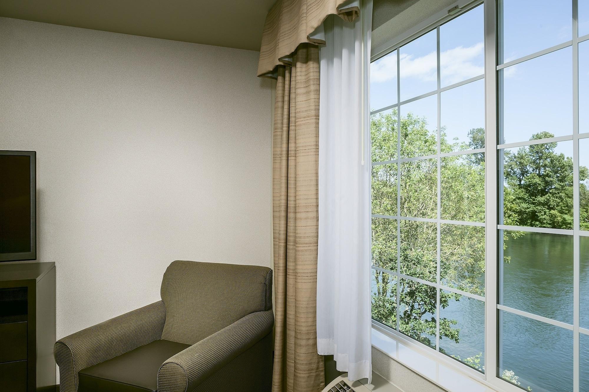 Holiday Inn Express Corvallis-On The River By Ihg Екстериор снимка