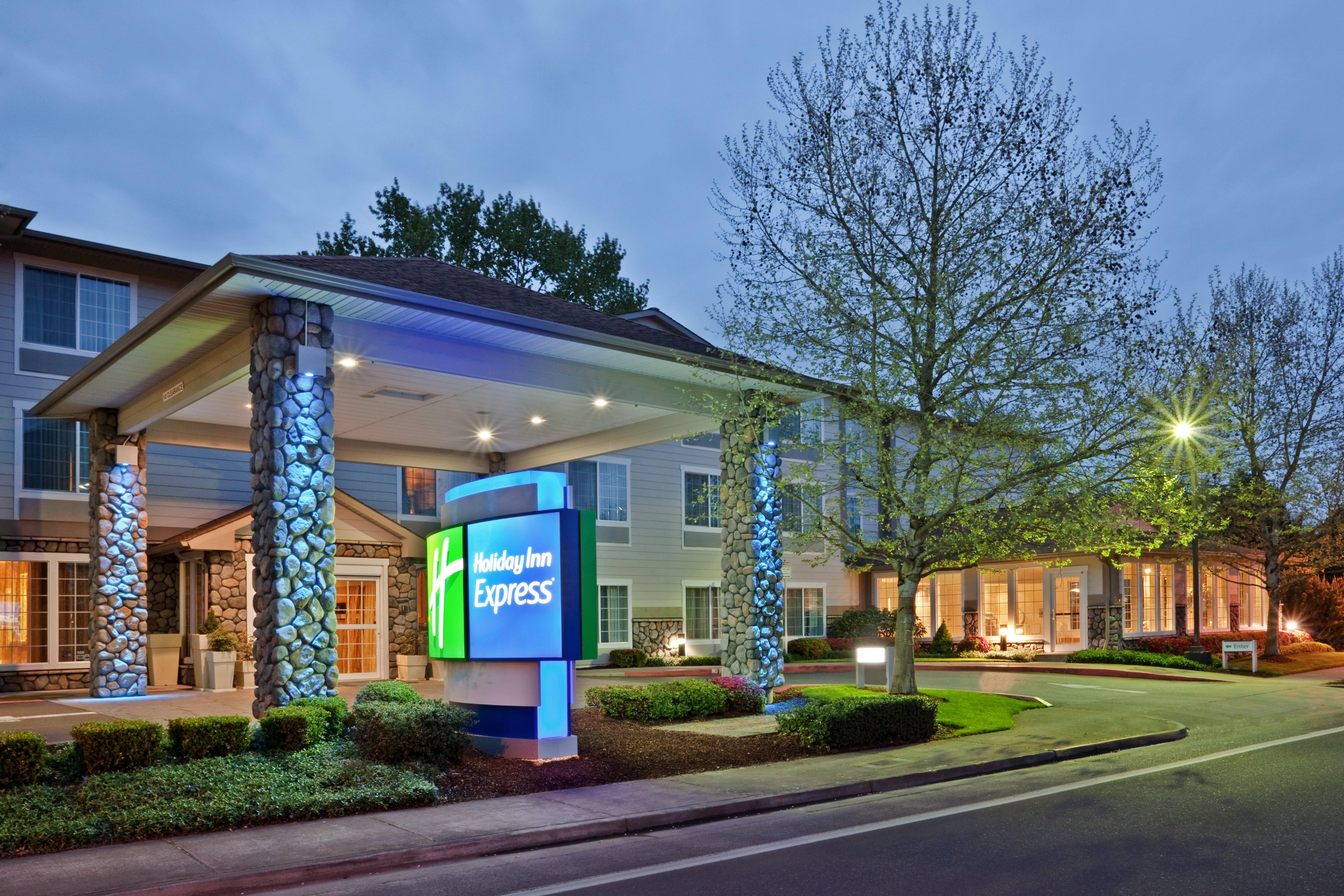 Holiday Inn Express Corvallis-On The River By Ihg Екстериор снимка