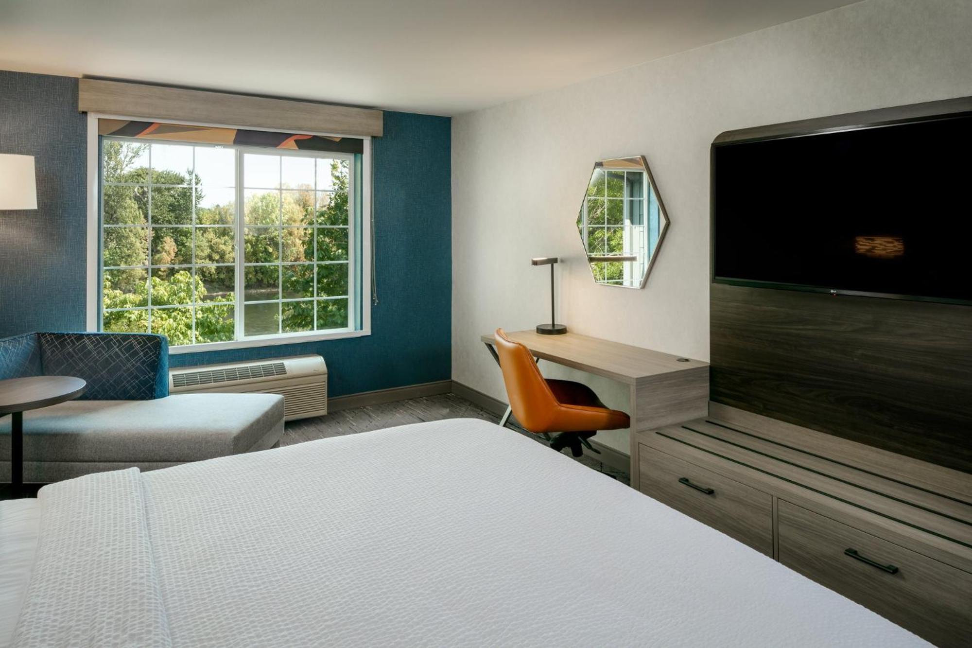 Holiday Inn Express Corvallis-On The River By Ihg Екстериор снимка