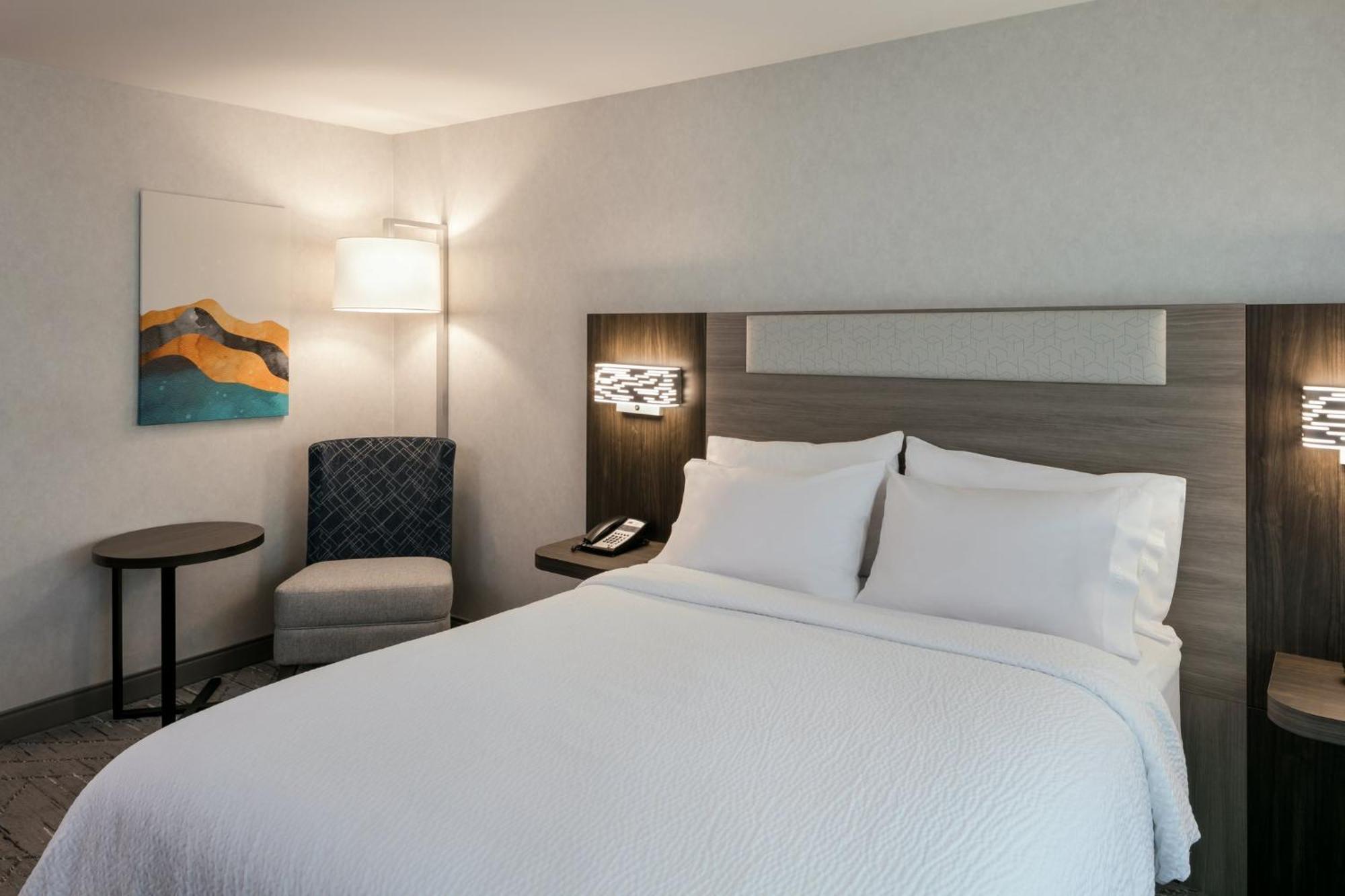 Holiday Inn Express Corvallis-On The River By Ihg Екстериор снимка